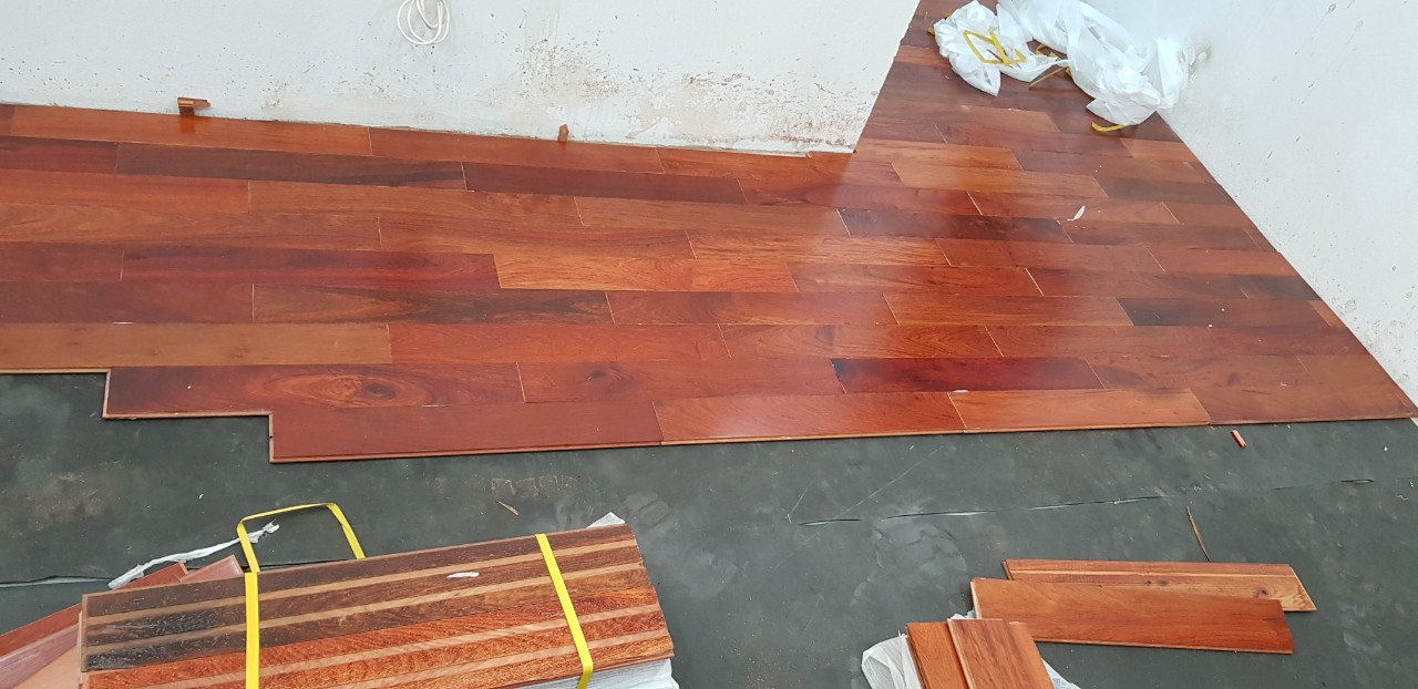 Công trình sàn gỗ Giáng Hương Lào